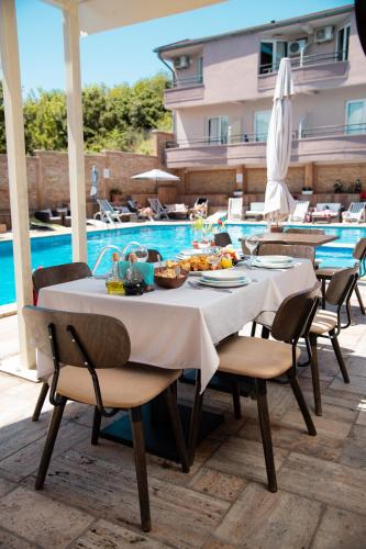 Gallery image of Hotel Test in Nov Dojran