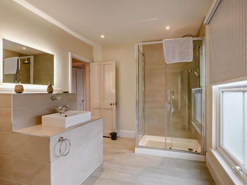 Ένα μπάνιο στο 4 Bed in Sea Palling 91480