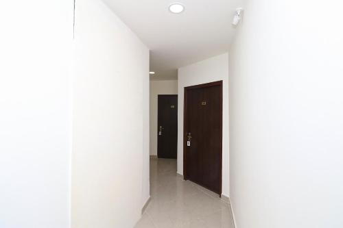 グルガオンにあるHotel O The Primero Near Leisure Valley Parkのギャラリーの写真