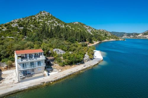 Holiday house with a parking space Rogotin, Neretva Delta - Usce Neretve - 24802