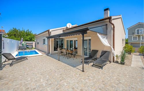 Gorgeous Home In Vodice With Kitchen