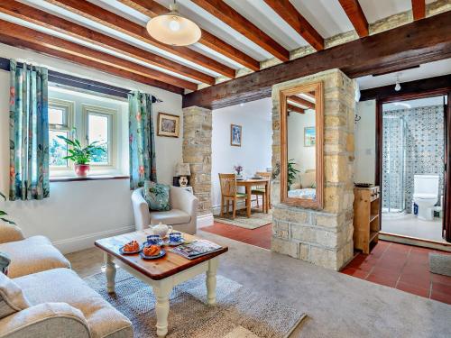 Χώρος καθιστικού στο 1 Bed in Malmesbury 95500