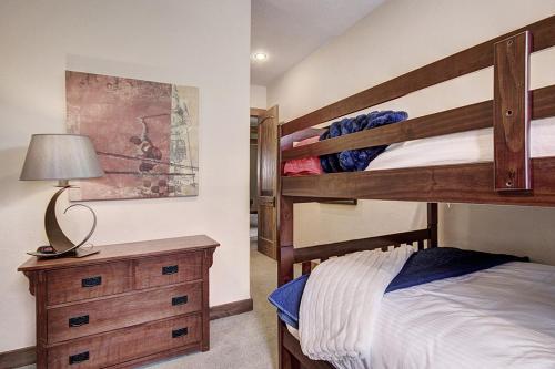Cama o camas de una habitación en Mountain Majesty Manor