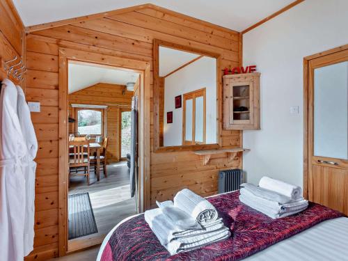Katil atau katil-katil dalam bilik di 1 Bed in Callander 77553