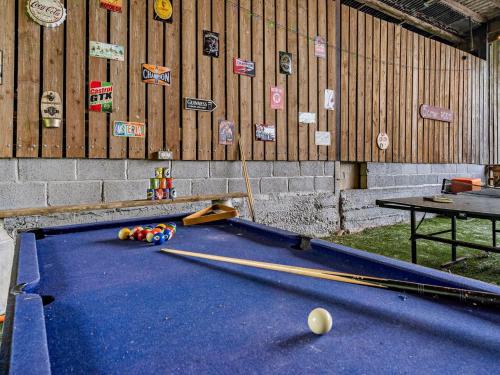 Biliár nebo kulečník v ubytování 3 Bed in Rhydlewis 94117