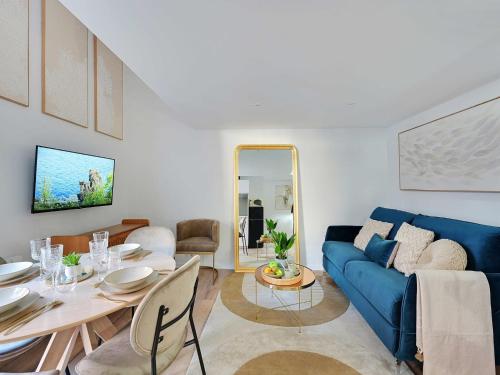 Χώρος καθιστικού στο Charming Apartment -1BR 4P- Le Kremlin-Bicêtre