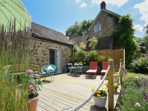 Κήπος έξω από το 1 Bed in Ludlow 94769