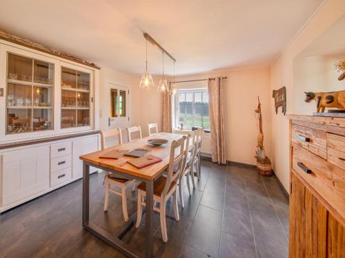Kuchyň nebo kuchyňský kout v ubytování Bastogne Farmhouse Escape