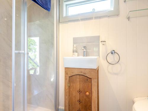 Phòng tắm tại 1 Bed in Hereford 79575