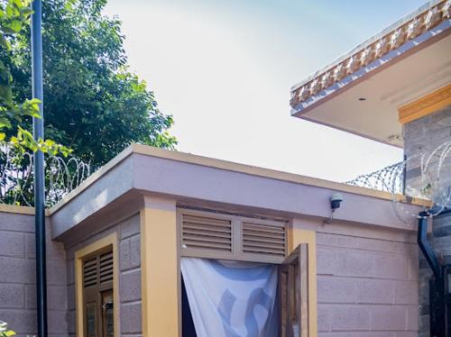 Gallery image of Dinah villas ug in Namulanda
