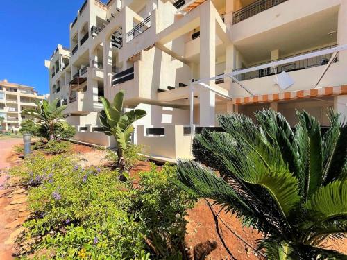 Apartment in Roquetas near Playa Serena Beach