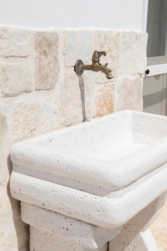 Fotografie z fotogalerie ubytování Trullo Flamingo - Luxury Villa with private pool v destinaci Serranova