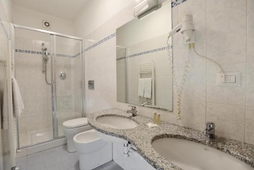 Albergo Les Dependances tesisinde bir banyo