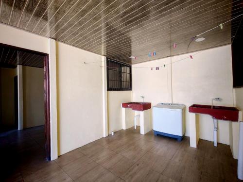 Gallery image of Apartamentos Amarillos in La Cruz