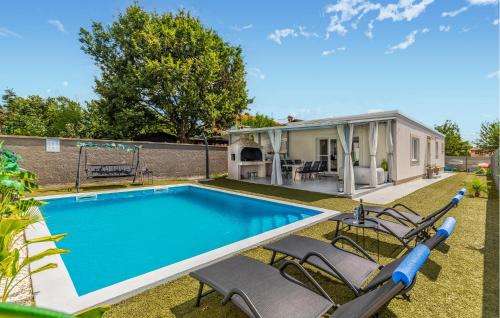 Stunning Home In Loborika With Wifi