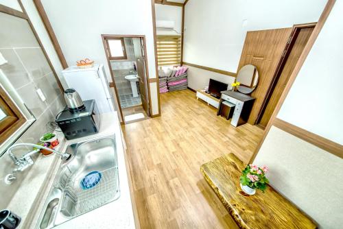 Fotografie z fotogalerie ubytování Jeju Myung House v destinaci Sogüpcho