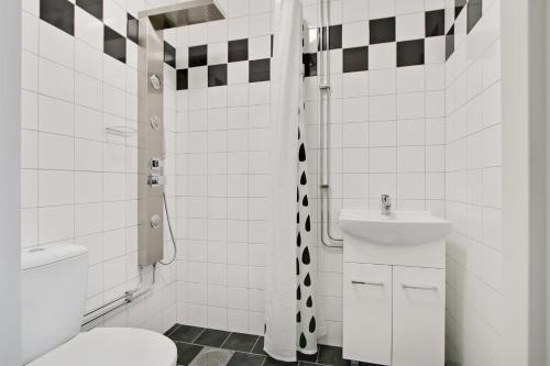 Salle de bains dans l'établissement Hotel Kringelstaden