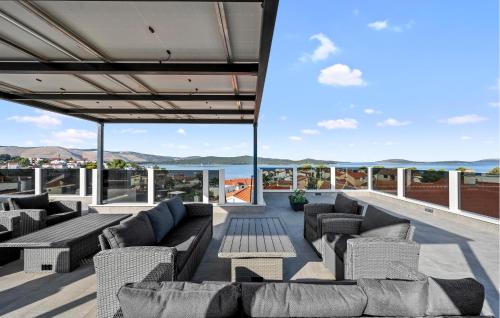 Gorgeous Apartment In Zaboric-Brodarica With Wifi