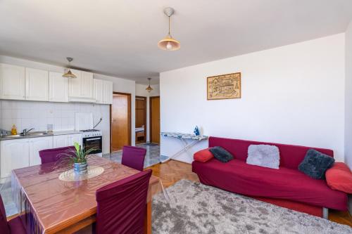 Apartment Mare 2