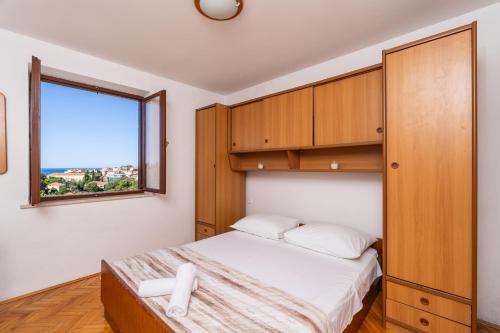 Apartment Mare 2