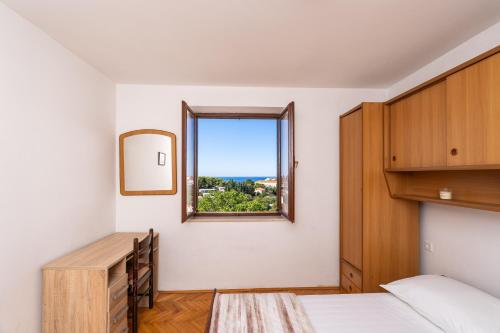 Apartment Mare 2