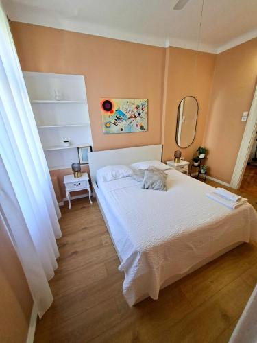Spacious Apartment Near Old Town