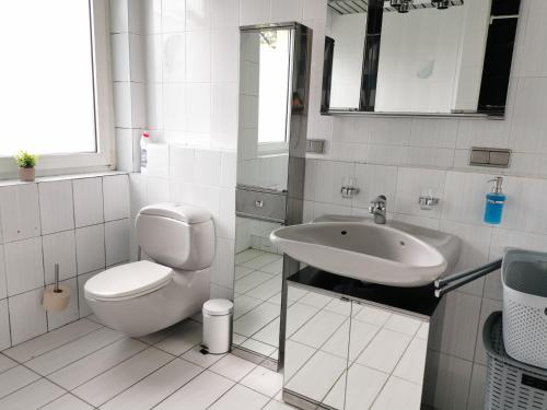 Ένα μπάνιο στο Luitpoldapartment