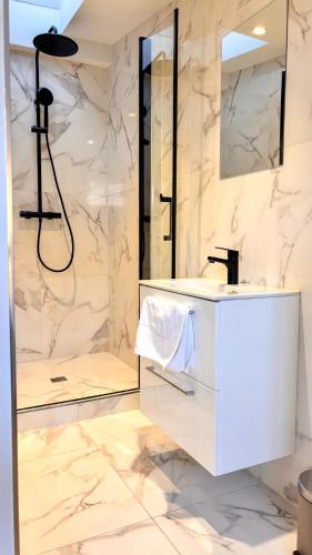 Elegant Home in Bordeaux s Old Town