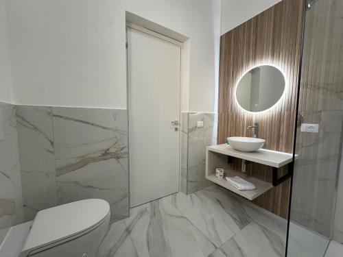 Ένα μπάνιο στο BreMi Rooms B&B