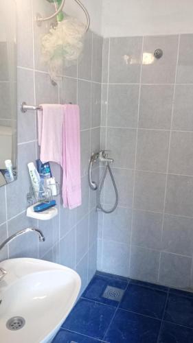 Koupelna v ubytování Apartmani Krsman 1