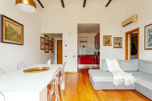 Navigli-Centro Apt con WIFI e AC a 800 mt da M2