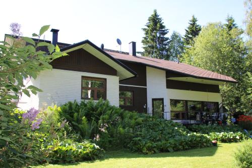 Zahrada ubytování Atmospheric house on riverbank