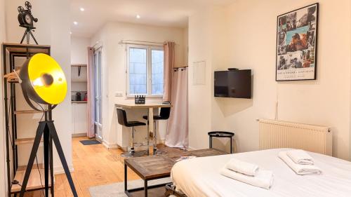 Elegant Home in Bordeaux s Old Town