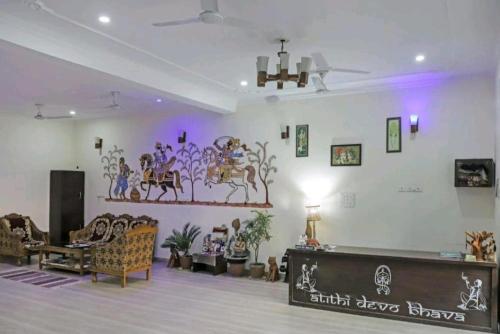 Posezení v ubytování Hotel Ramayana Khajuraho - Family Boutique Hotel
