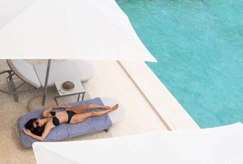 Επισκέπτες που μένουν στο Helios Blue Villas Kriopigi Kassandra