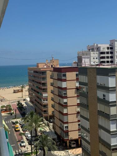 apartamento con vistas en la playa de San Antonio