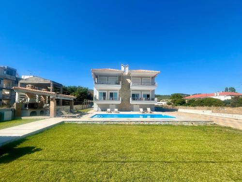 Costa Kalamos Suites