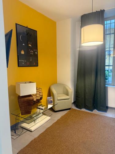 HV Suites DECUMANUS