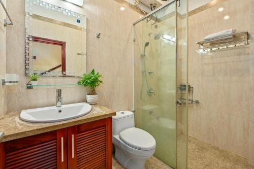 Un baño de Serenity Home 3