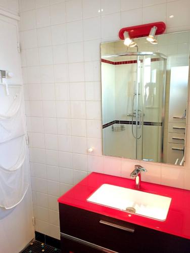 Bathroom sa Saint Gué