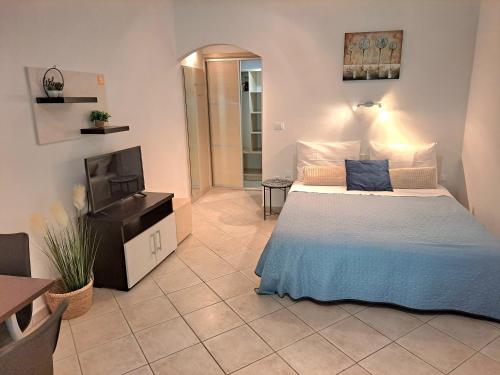 Studio Apartments Pinia-Marina