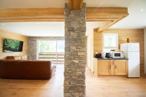 Dapur atau dapur kecil di Le Paisible I 12 personnes & Vue sur l'Alpe D'Huez