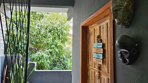Κήπος έξω από το RES FLATS ANGELIM IV - 2 QUARTOS Com AR no CENTRO
