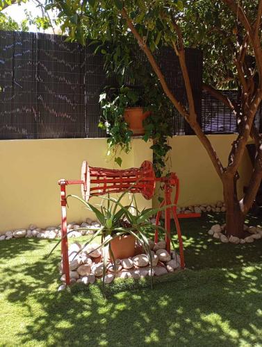 Taman di luar Ηome & Garden with parking close to Olympic Stadium