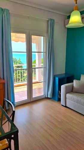 Gambar di galeri bagi Summer House di Nikiti