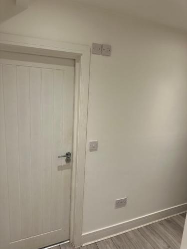 Φωτογραφία από το άλμπουμ του Flat 10 - Epsom High Street στο Έπσομ