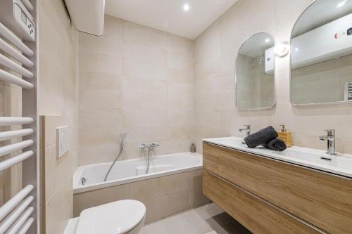 Charming 3-Room Old Antibes