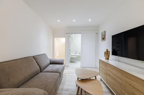 Charming 3-Room Old Antibes