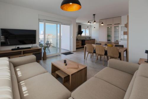 Apartment Otok Mira