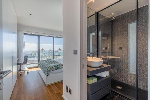 Oceanview Penthouse in Funchal